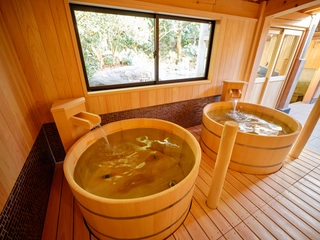 【大浴場】ひとりでゆったりと入れる桶風呂（2025年12月リニューアル）